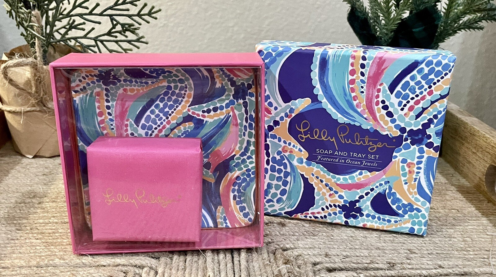 LILLY PULITZER “Ocean Jewels” Soap and Tray Set – New in Box