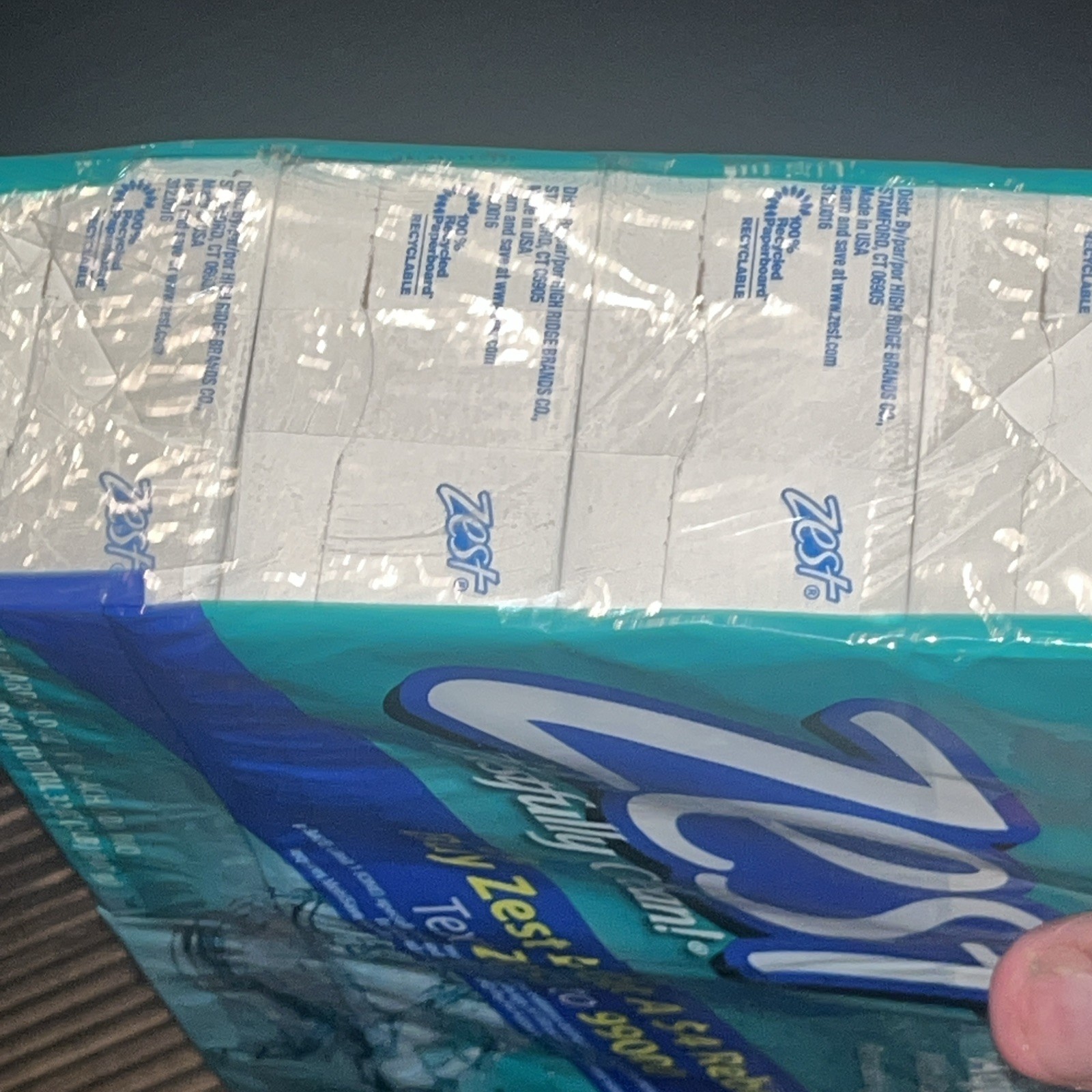 8 Pack Zest Refreshing Aqua Deodorant 4.0 oz. Clean Bath Bar Soap Vitamin E