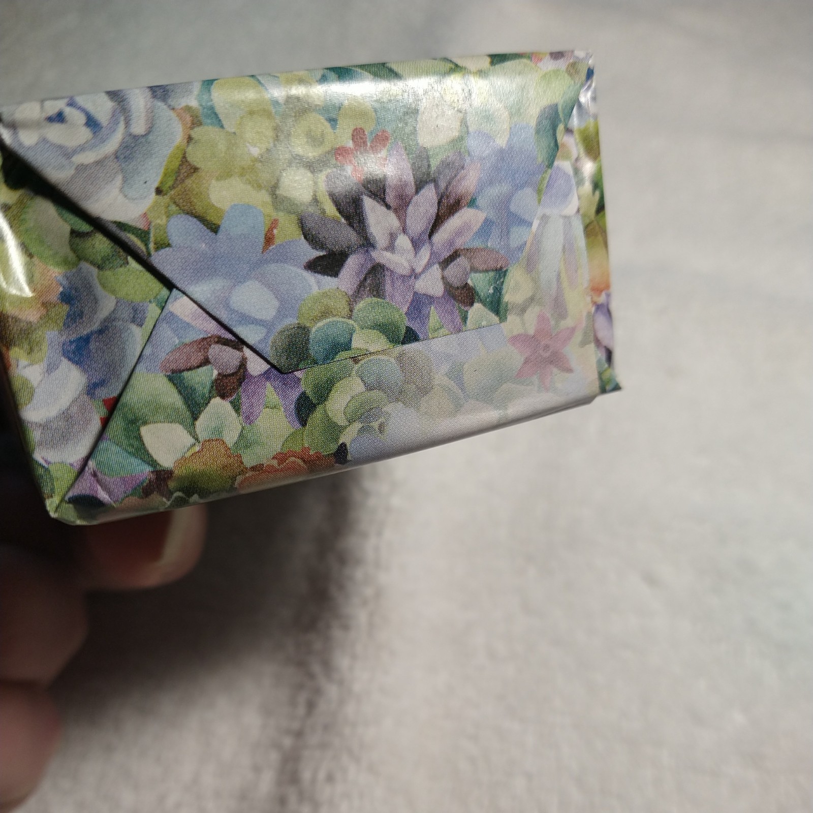 Beekman 1802 Goat Milk Soap Bar – Aloe & Iris – 9 oz / 255 g