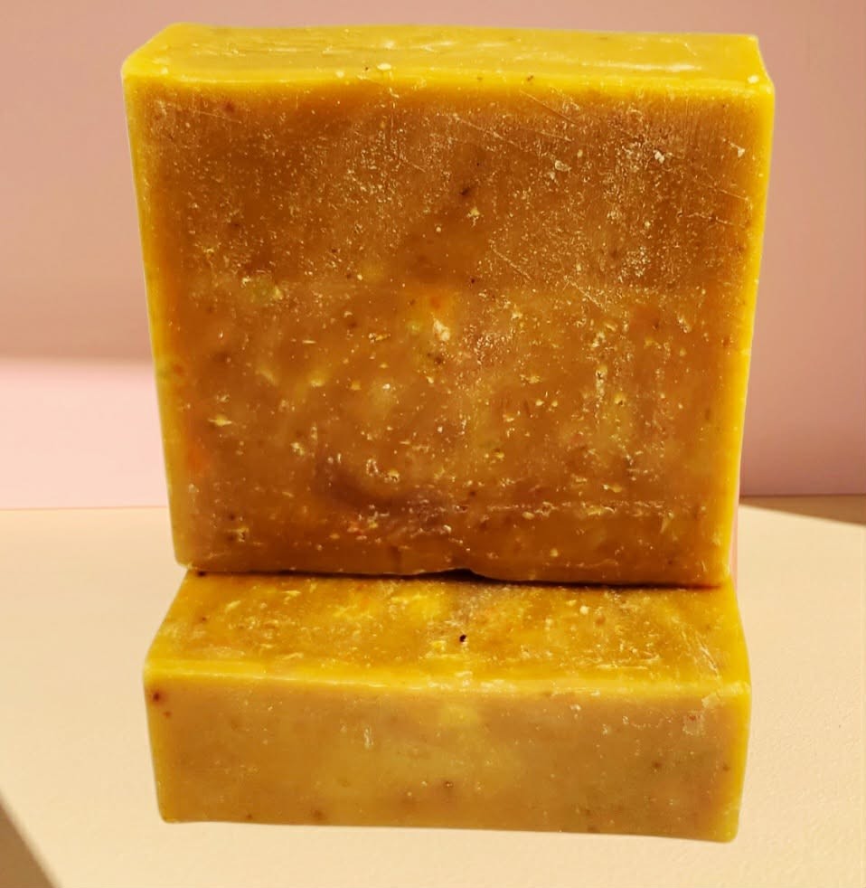 1 Whitening Soap Frankincense w/ Kojic Acid & Niacinamide Vitamin B3