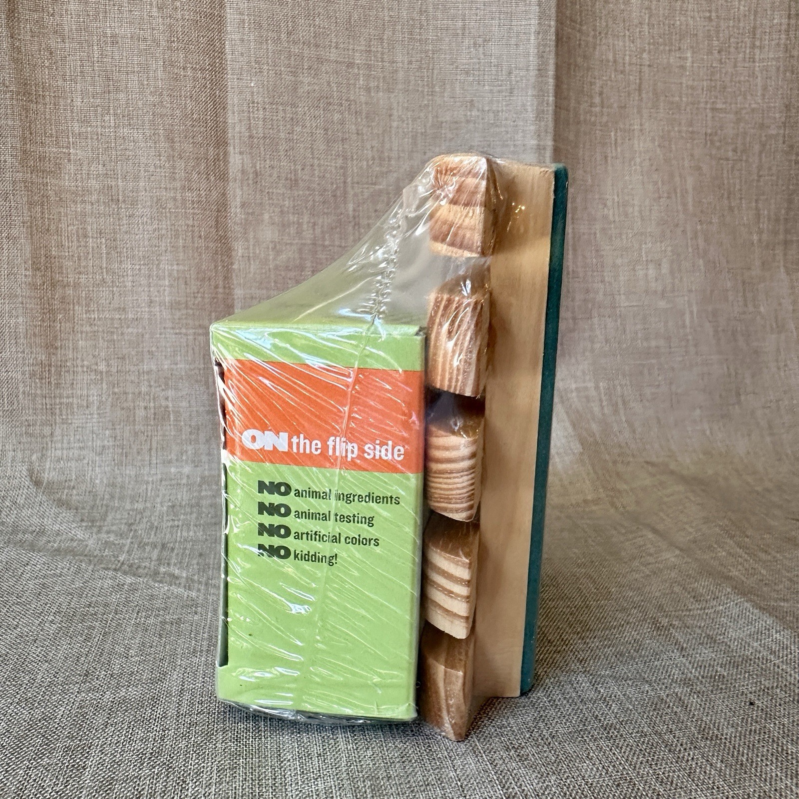Kiss My Face Obsessively Natural Olive Oil 5oz Soap Orange White Chocolate Shea