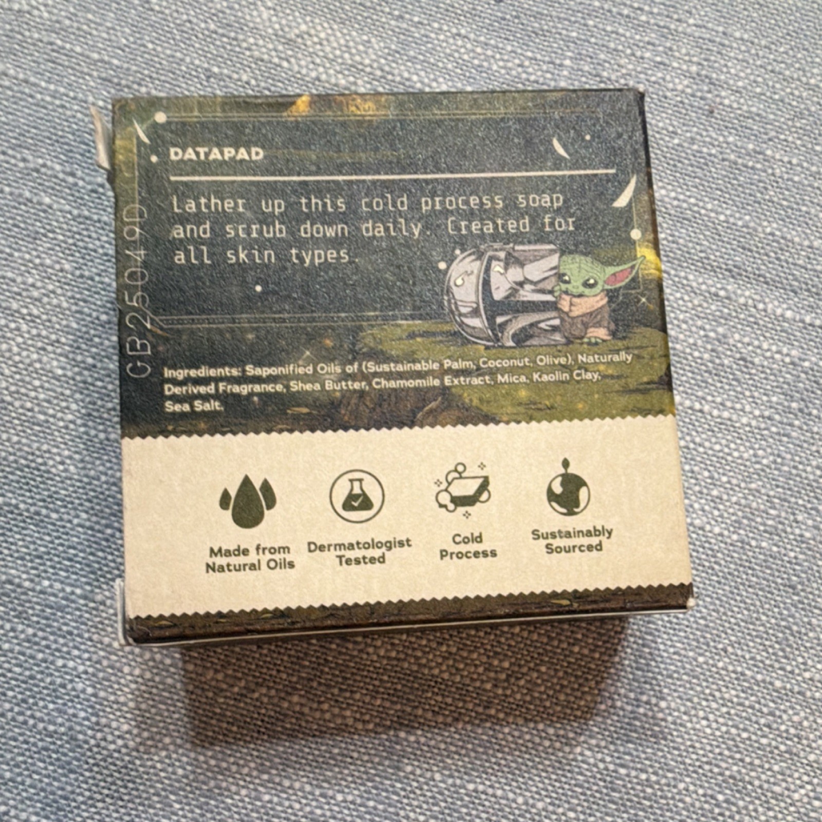 Dr. Squatch Star Wars Mandalorian Zen Cleanse Chamomile Men’s Soap 5 oz
