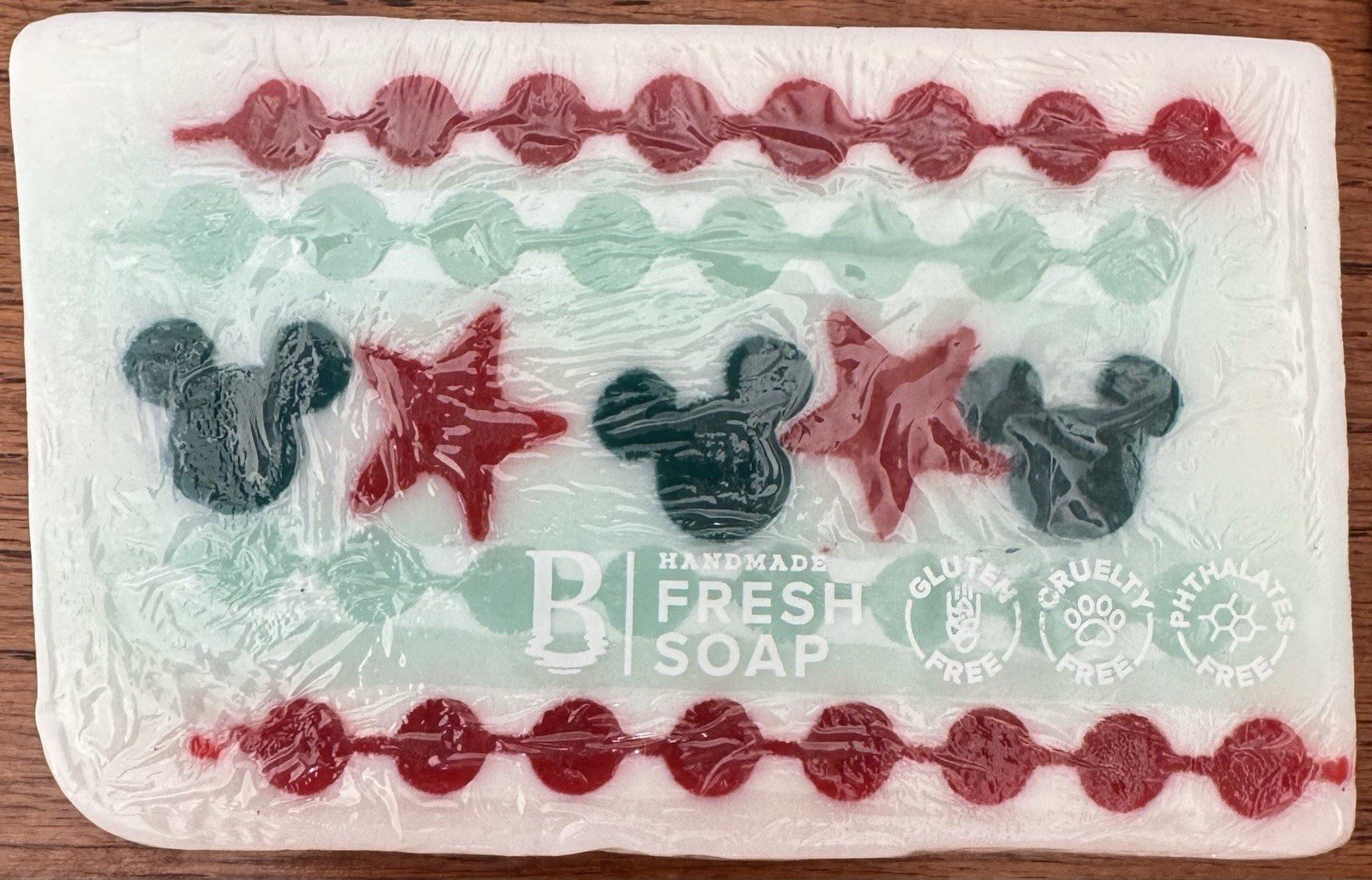 Disney Basin Bar Soap Mickey Christmas Sweater – Cranberry, Sugar & Vanilla
