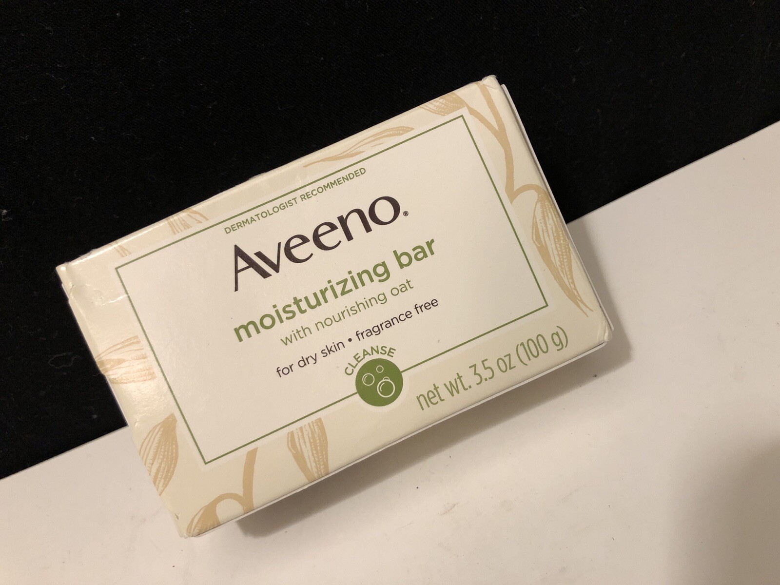 Aveeno Moisturizing Bar Soap with Nourishing Oat for Dry Skin 3.5 oz – NIB – NEW