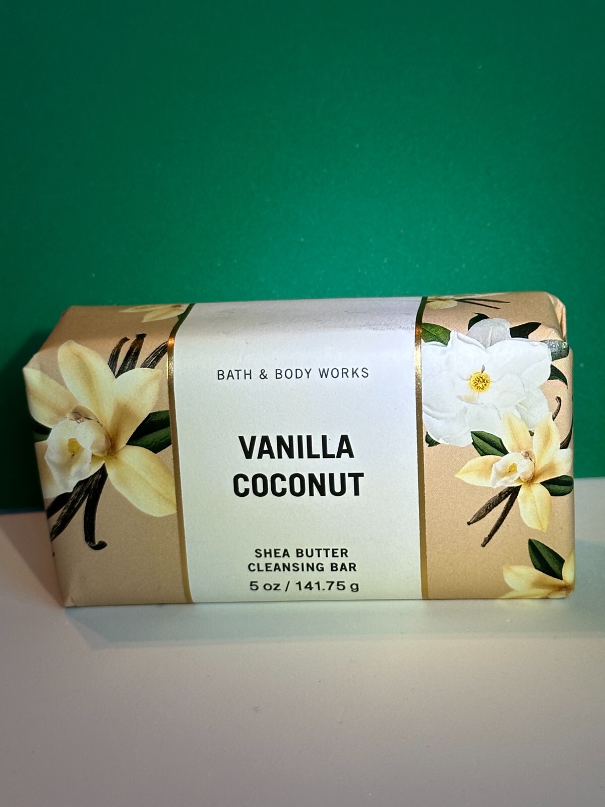 Bath & Body Works ~ VANILLA COCONUT ~ Shea Butter Cleansing Bar 5 oz