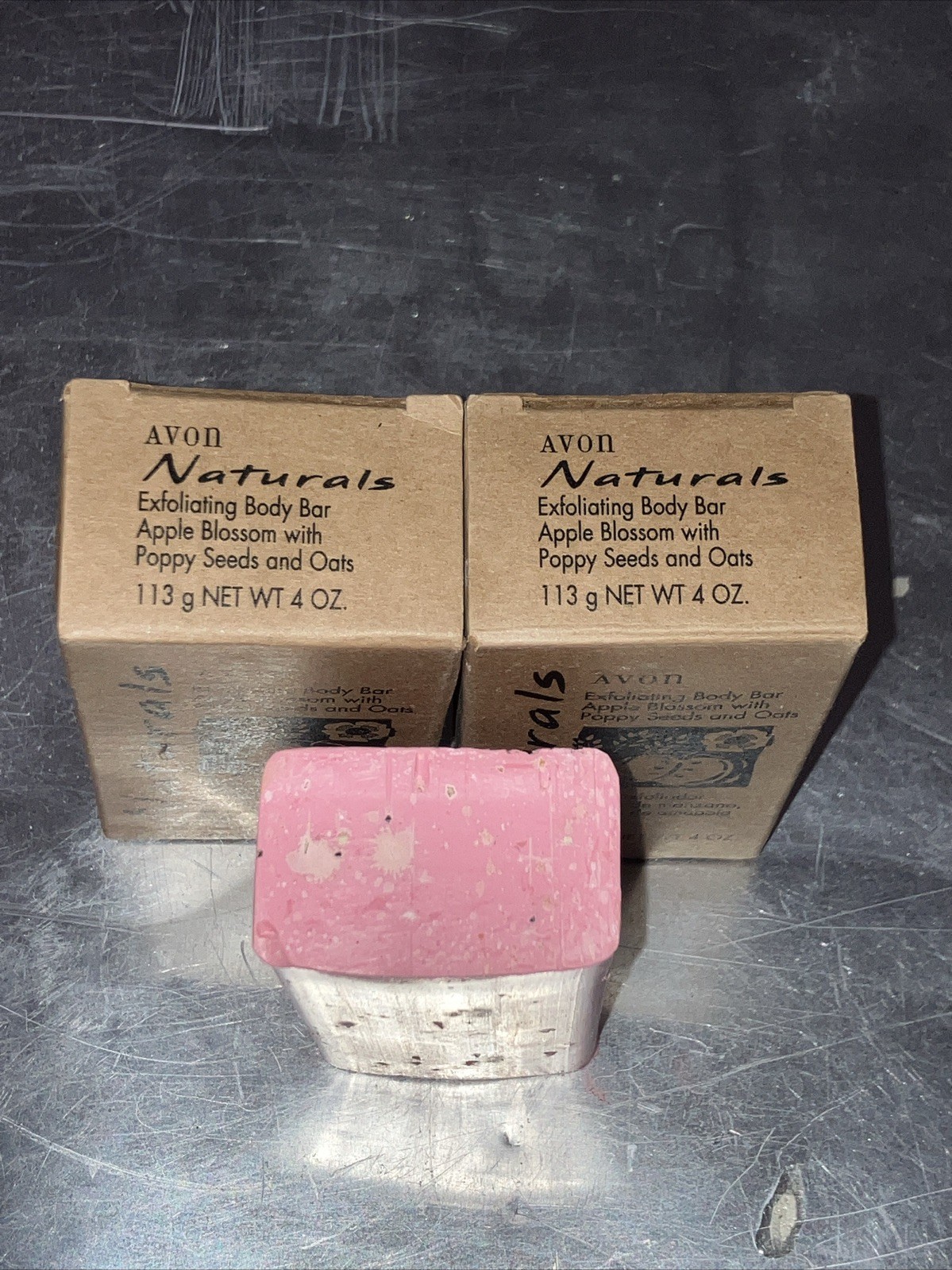 🌸AVON Lot of 2 Naturals exfoliating body bar 4 Oz Apple blossom w Poppy Seeds