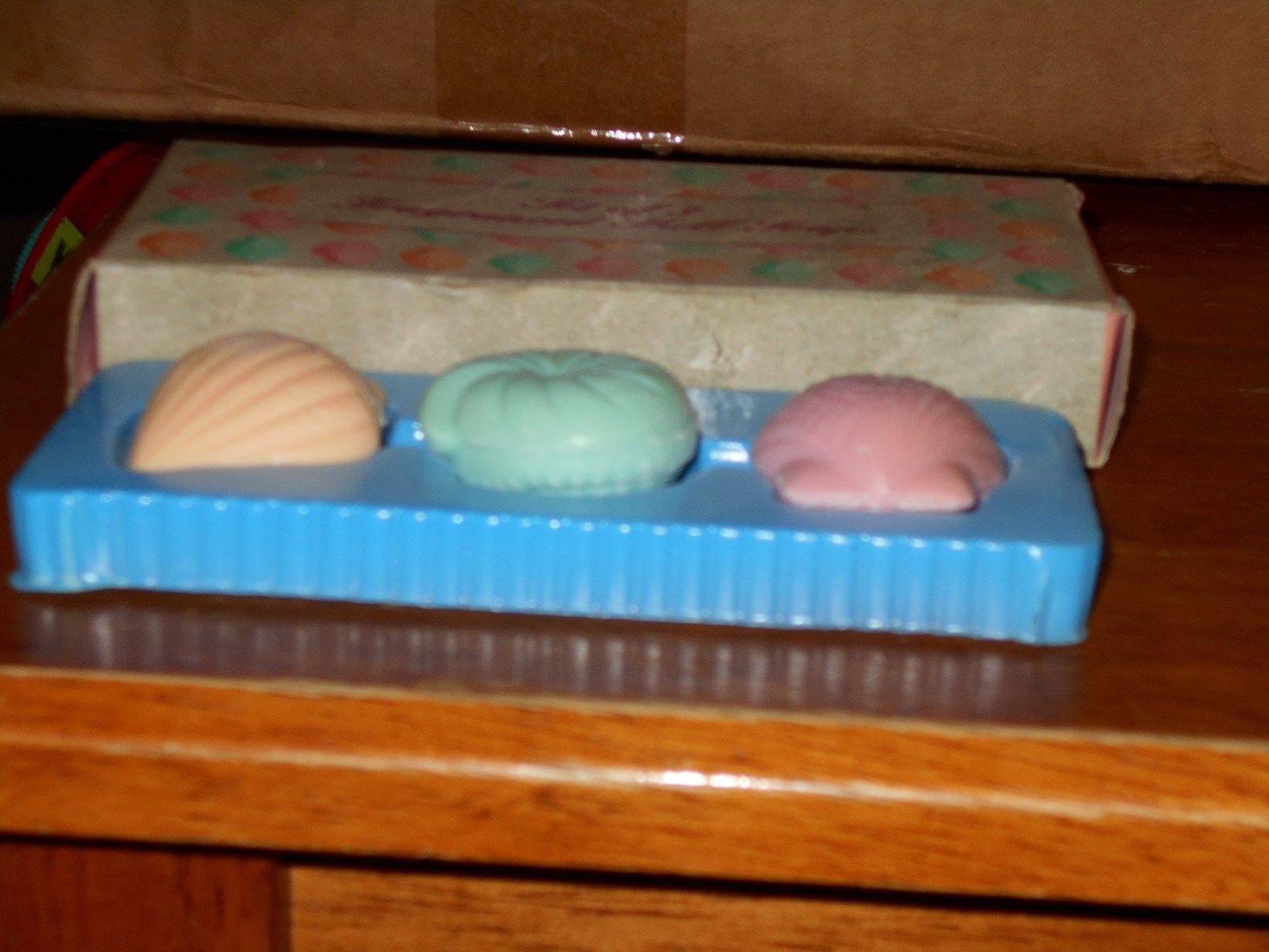 Women’s Vintage Rare Sea Shell 1 Pack Combination Set 3 Guest Soap Turkey HTF