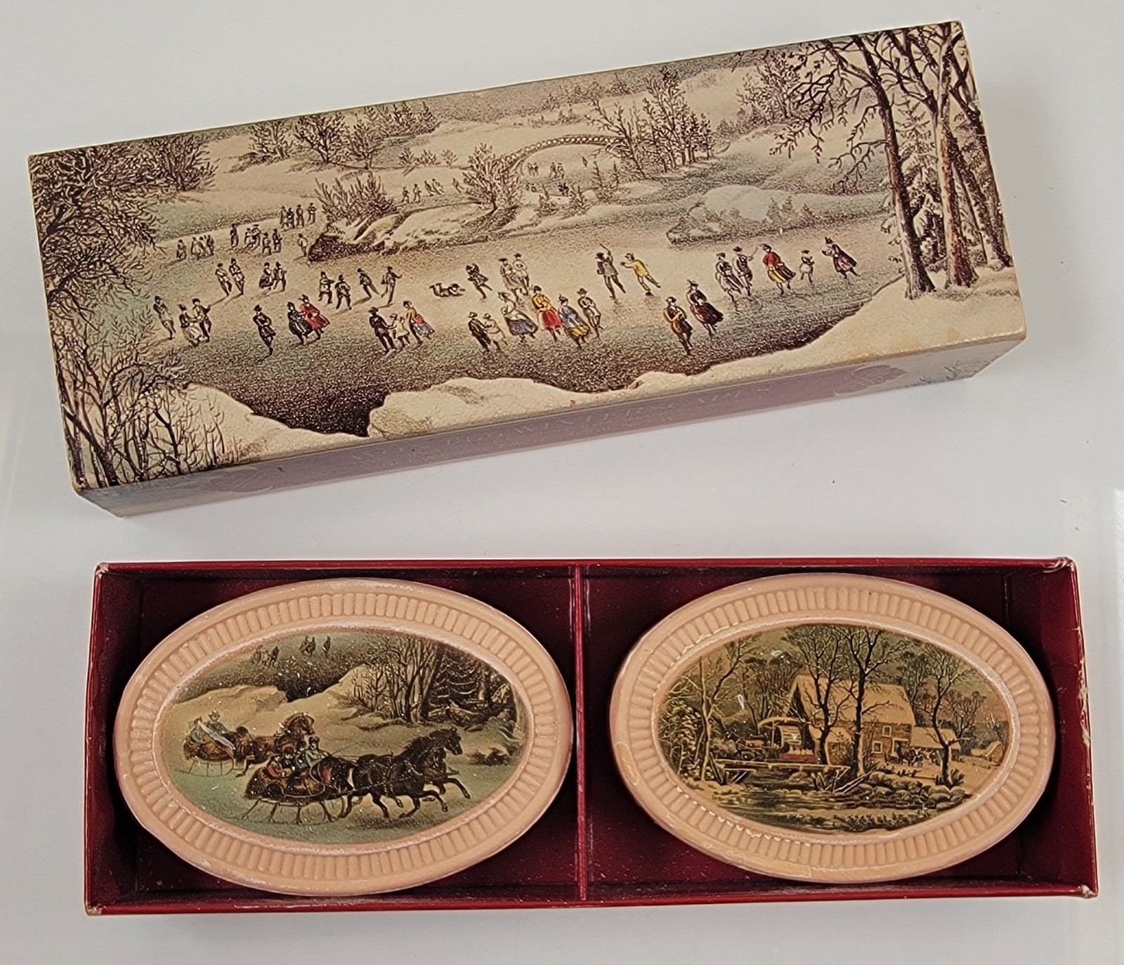 Avon Soaps 1876 Winterscapes Currier & Ives 2 Bars In Original Box Gift Set