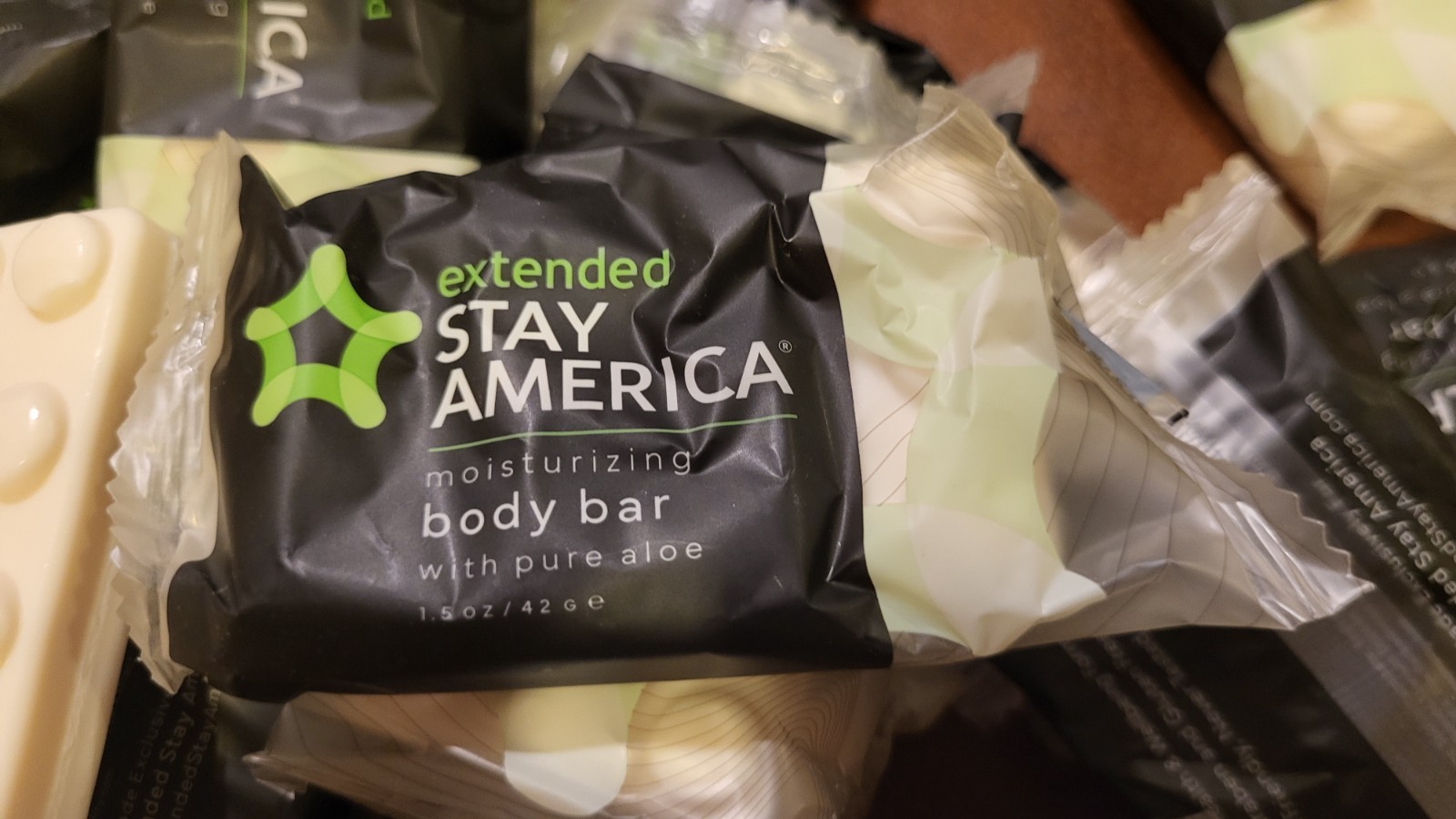 50 PCs Extended Stay Hotel White Tea 1.5 Oz Massaging Body Soap SEALED FREE SHIP