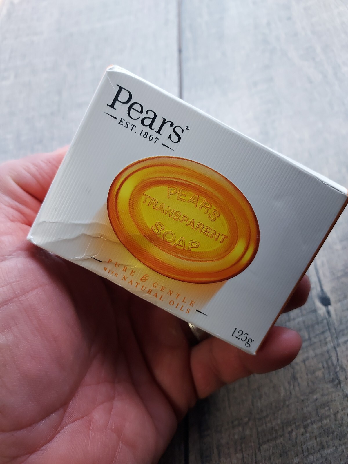 Pears Transparent Soap Pure & Gentle With Natural Oils