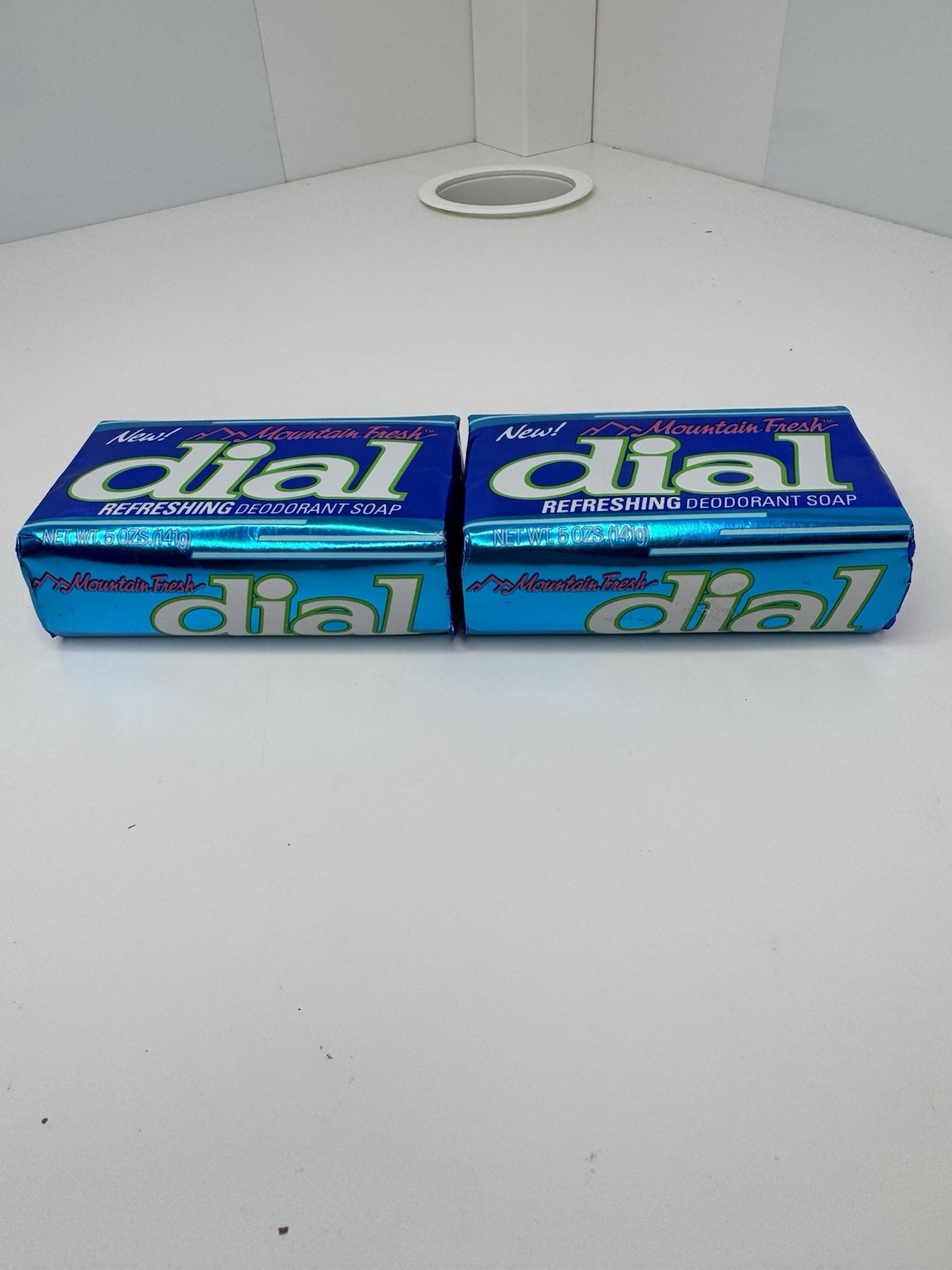 Dial Deodorant Refreshing Soap Bar Mountain Fresh 5 oz 2 Bars Vintage 80’s Logo