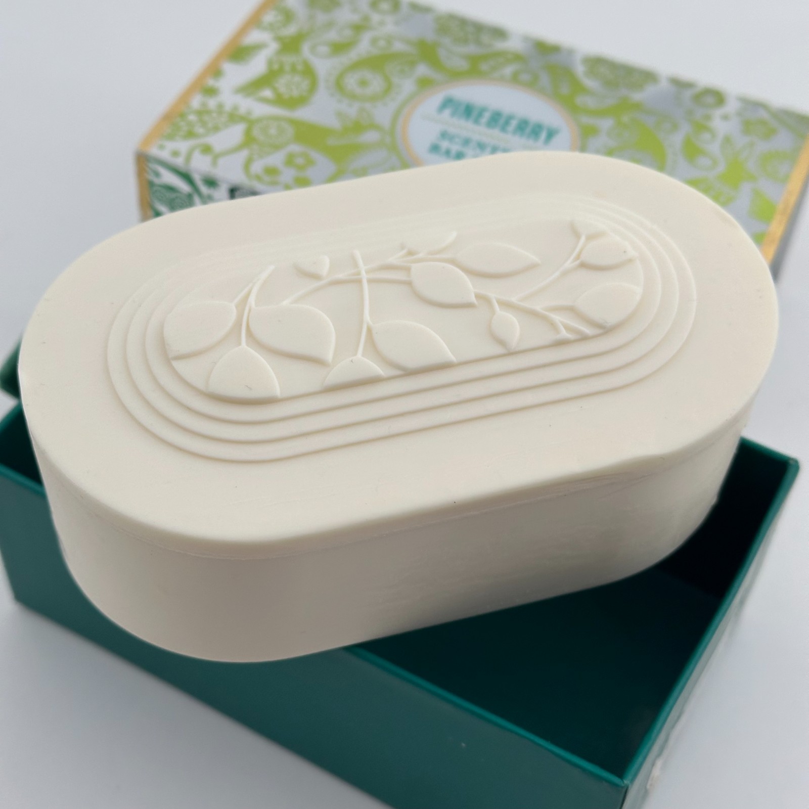 CST Pineberry Scented Bar Soap – 11 oz – Decorative Gift Box