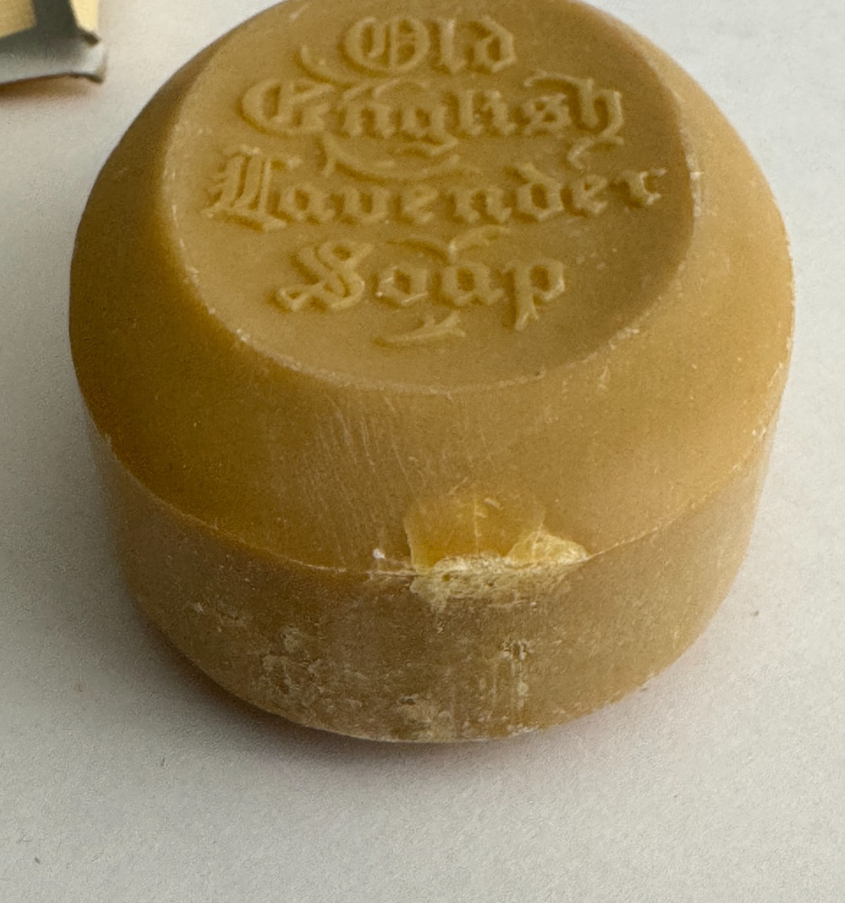 Vintage Y2K 1990s Yardley Old English Lavender Perfumed Soap 4-3/4 Oz.