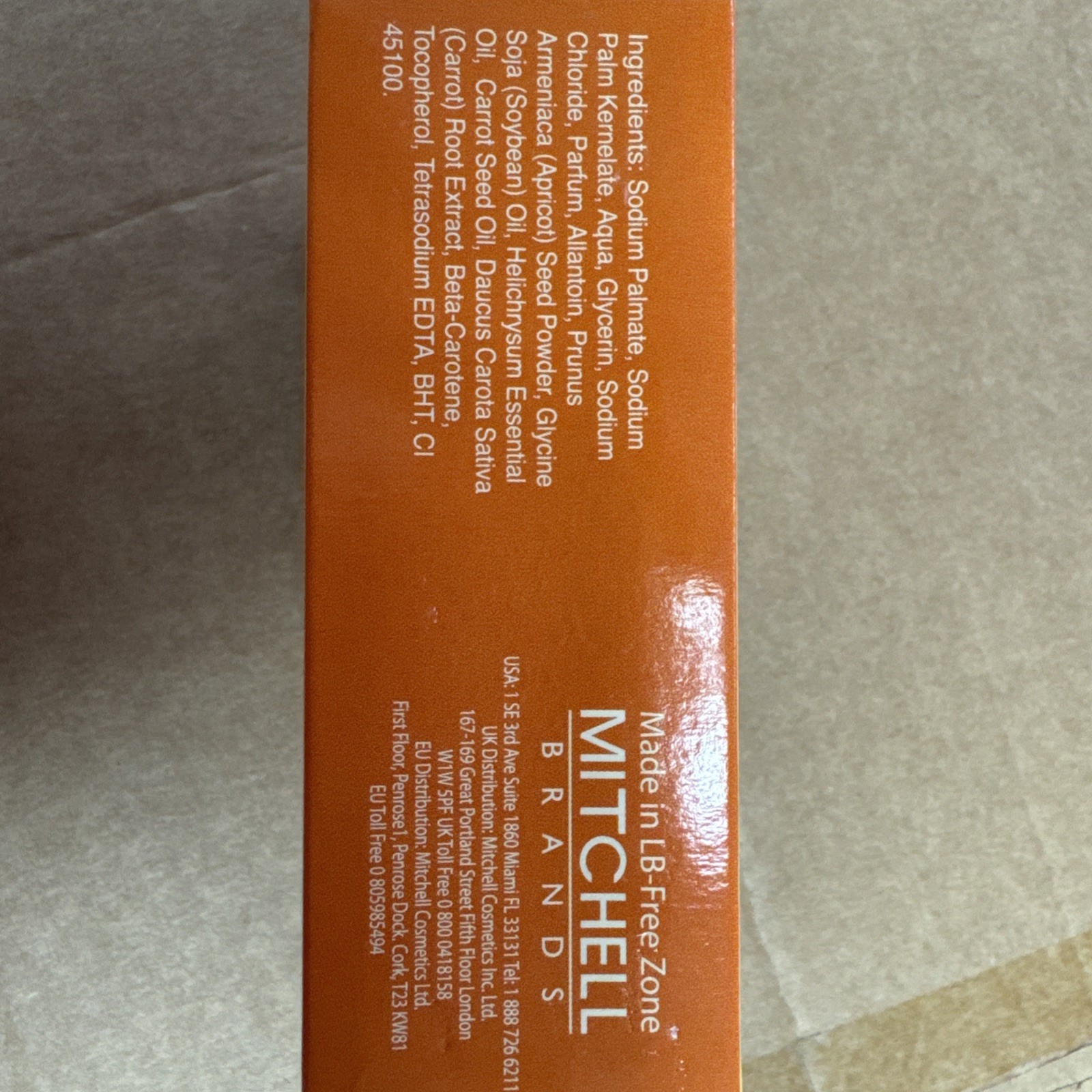 Carotis Exfoliating Soap With Dual Nourishment 200g 7.1 Oz