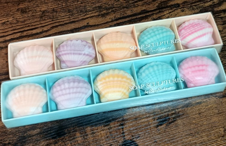 Vintage Ben Rickert Sea Shell Soap Set 10 Piece Beach Soap Sculptures Colorful