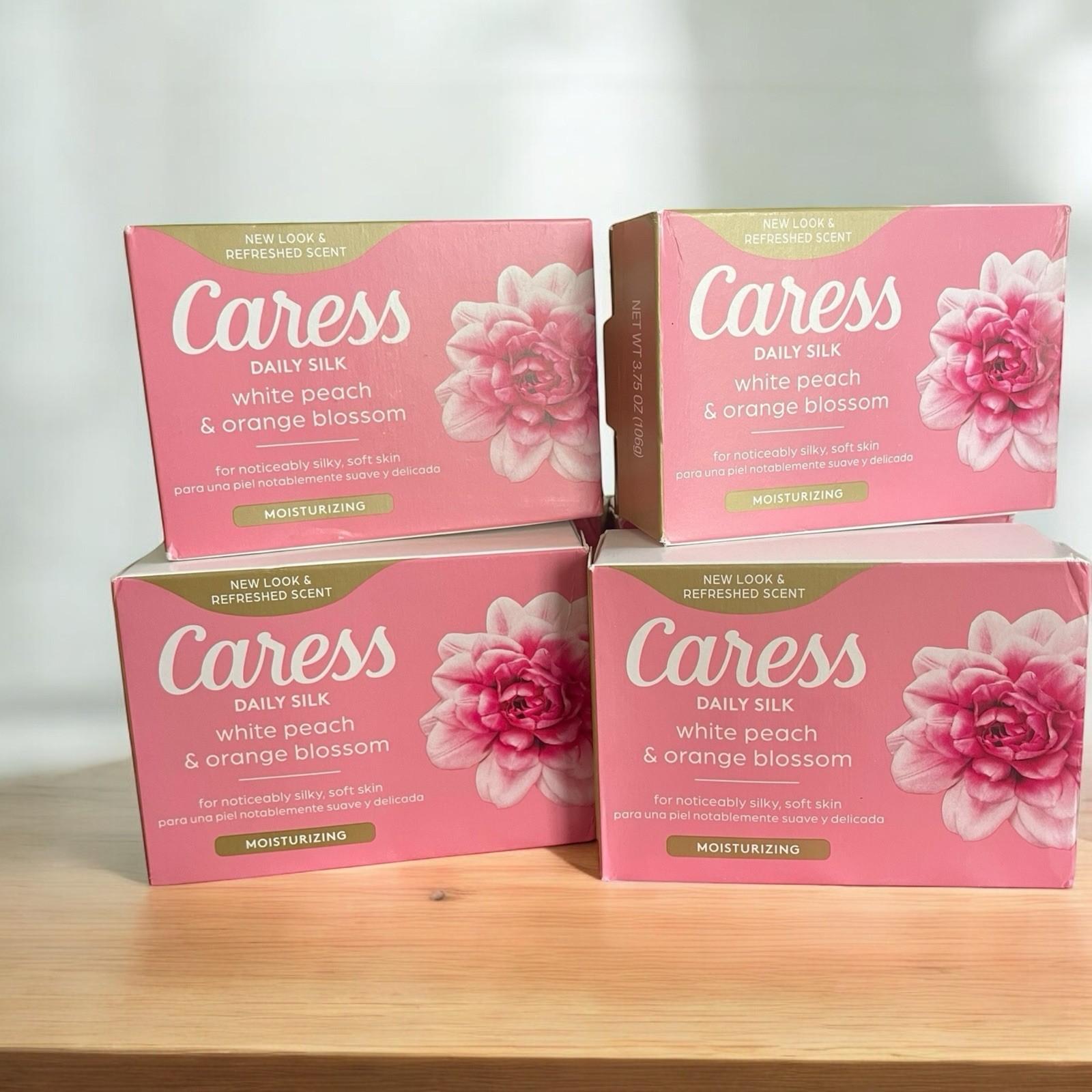 CARESS DAILY SILK BAR SOAP WHITE PEACH & ORANGE BLOSSOMS LOT OF 4 BARS 3.15 Oz