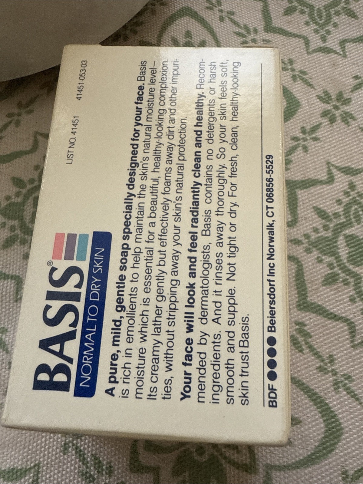 Vintage Basis Soap Bath Bar 3 oz. Normal To Dry Skin Lot Of 4 BARS New In Box