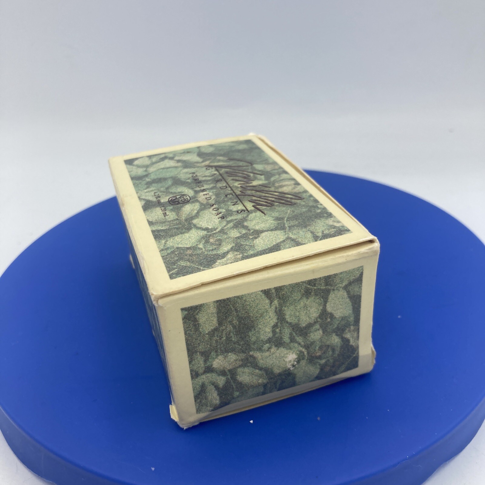 Vtg Garden Botanika Vanilla Gardens Perfumed Soap 4.2 oz 120 ml Discontinued