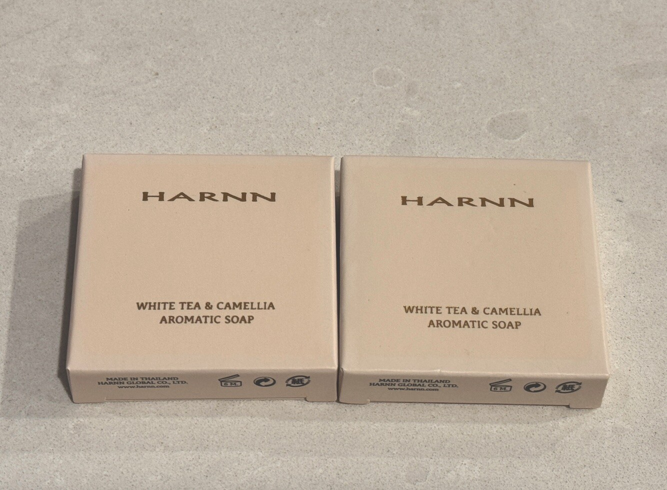 2 Harnn Natural Face Body Soap WHITE TEA & CAMELLIA AROMATIC 30g Each Thailand