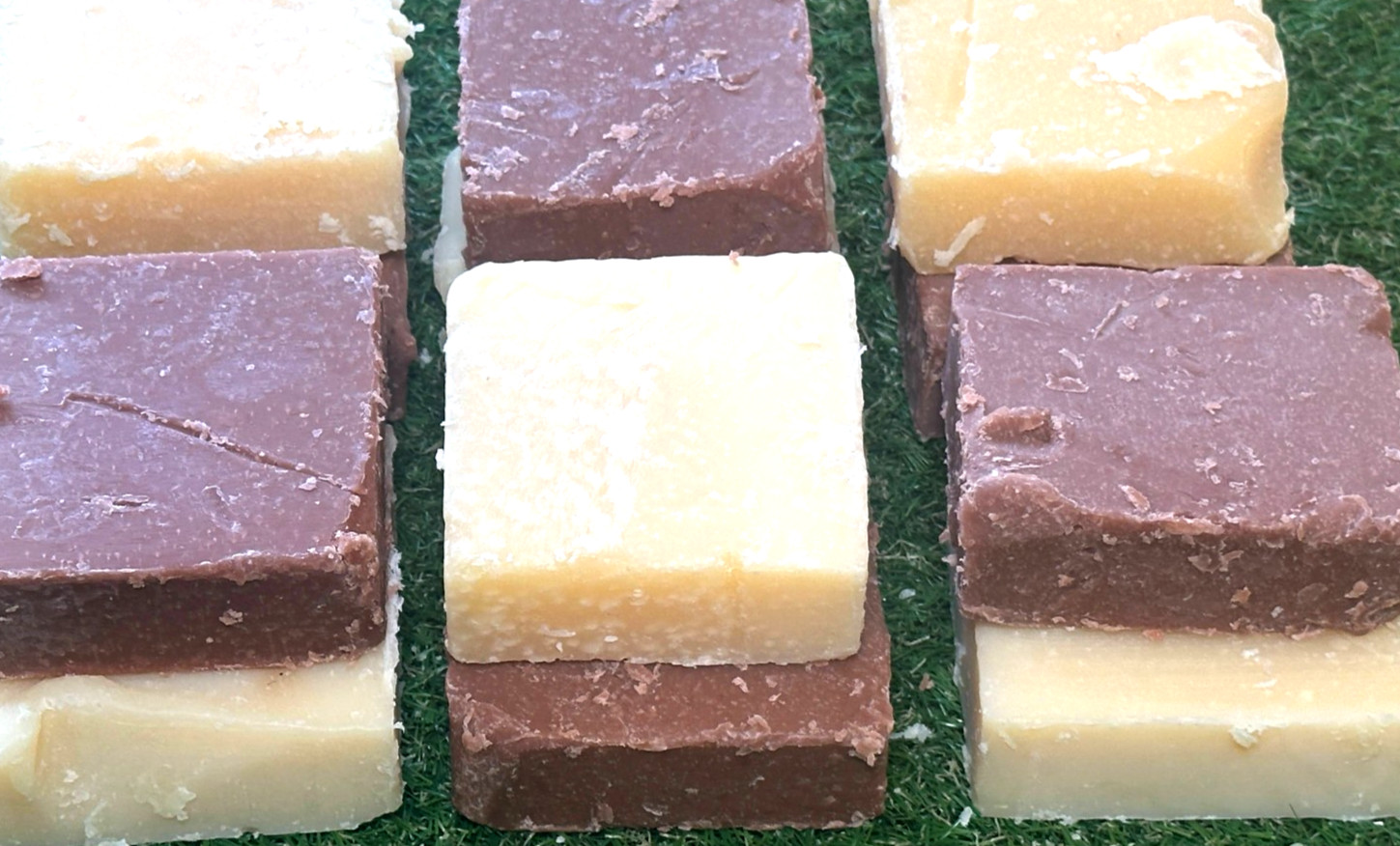 Dr. Squatch Soaps 20 Assorted Factory Reject-No Box 10 Gold Moss-10 Alpine Sage