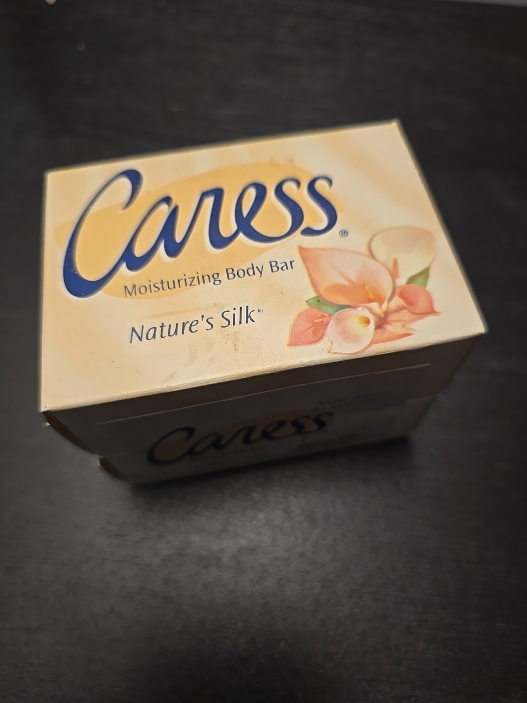 2 Pack VINTAGE 2001 Caress Moisturizing Body Bar Soap Nature’s Silk 4.75 oz each