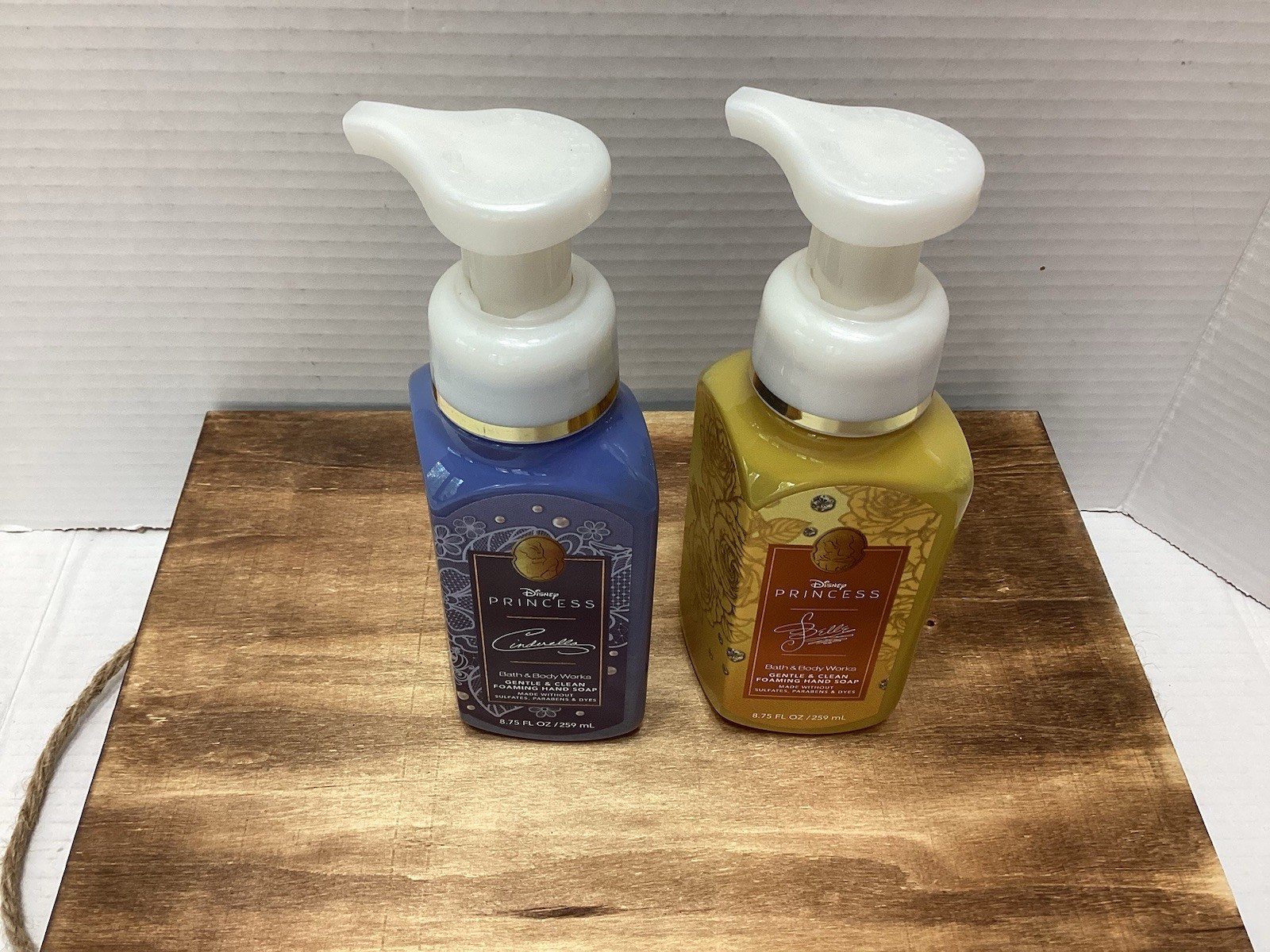 Bath & Body Works Gentle Foaming Soap 2 Disney Princess BELLE & Cinderella