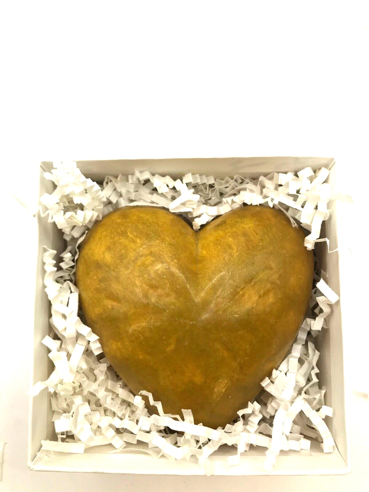 Soap Heart shaped 12.9 oz vintage new in box with ribbon ready for gifting new
