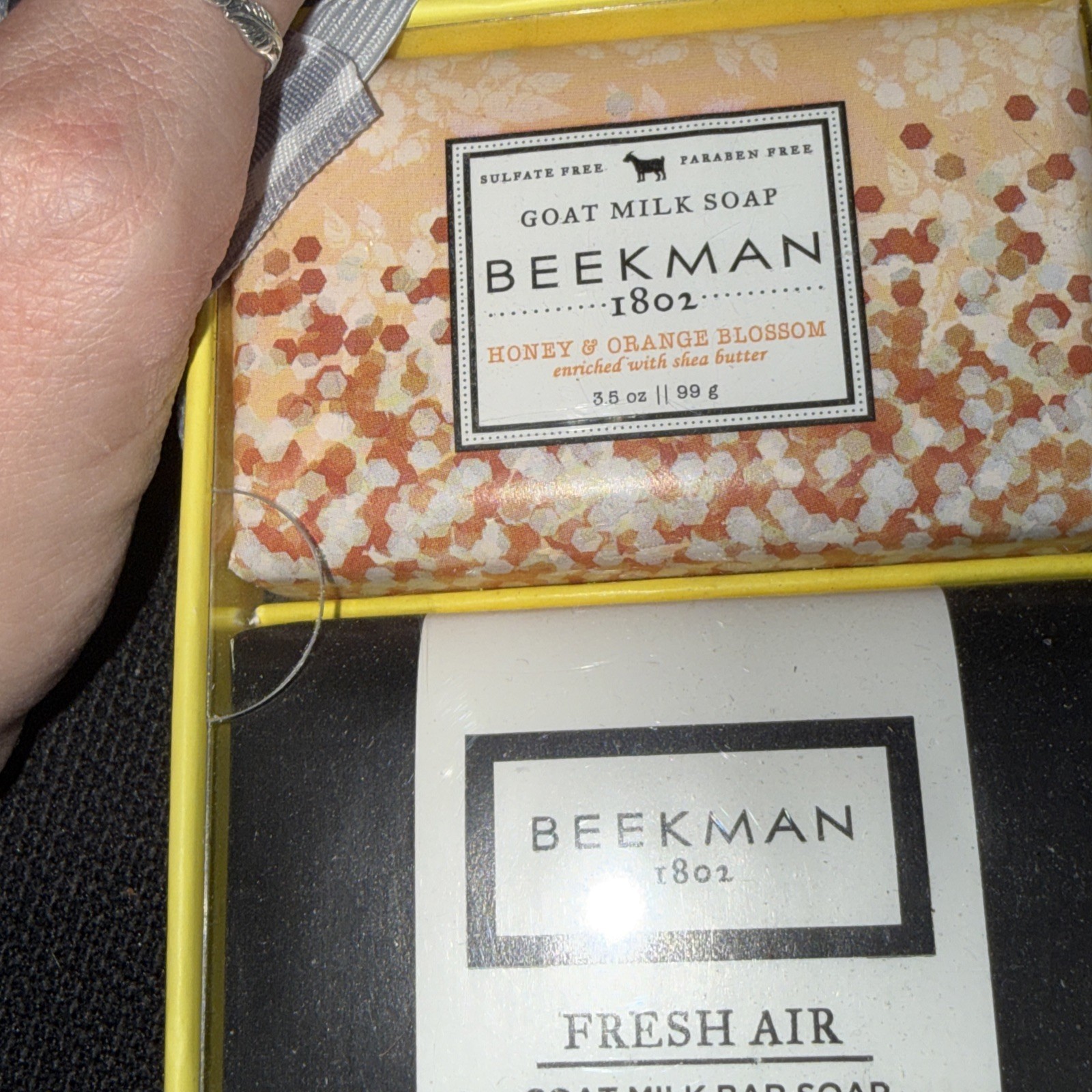 BEEKMAN 1802 GOAT MILK SOAP Gift Set Honey Orange, Grapefruit, Fresh Air, Lav