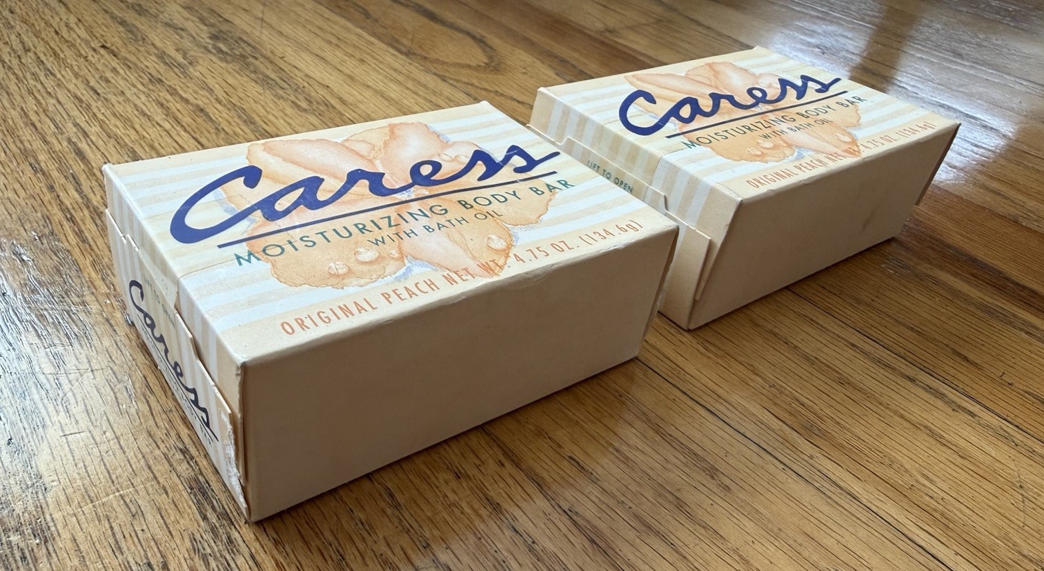 2 Pack VINTAGE 2001 Caress Moisturizing Body Bar Soap Nature’s Silk 4.75 oz each
