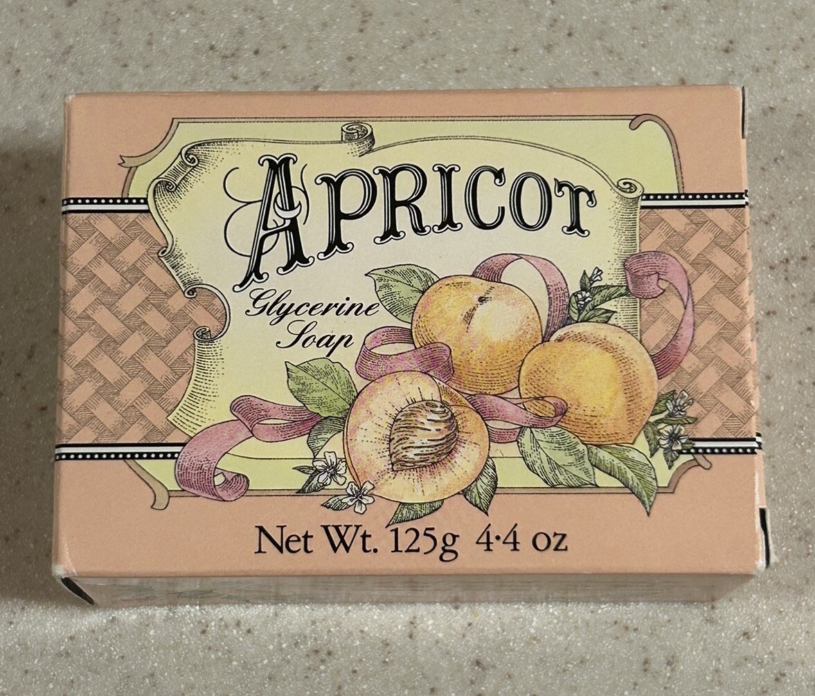 Victoria’s Secret Vintage 1988 Apricot Glycerin Soap Bar 4.4 oz NOS￼