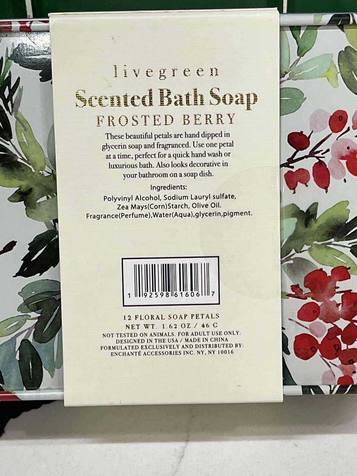 Livegreen Frosted Berry Scented Bath Soap 12 floral soap Petals NIB