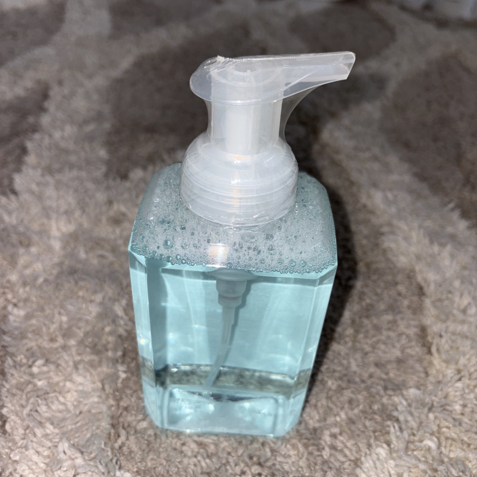 Michel Design Works Sealed SHEA BUTTER FOAMING HAND SOAP Seashells 17.8 Oz