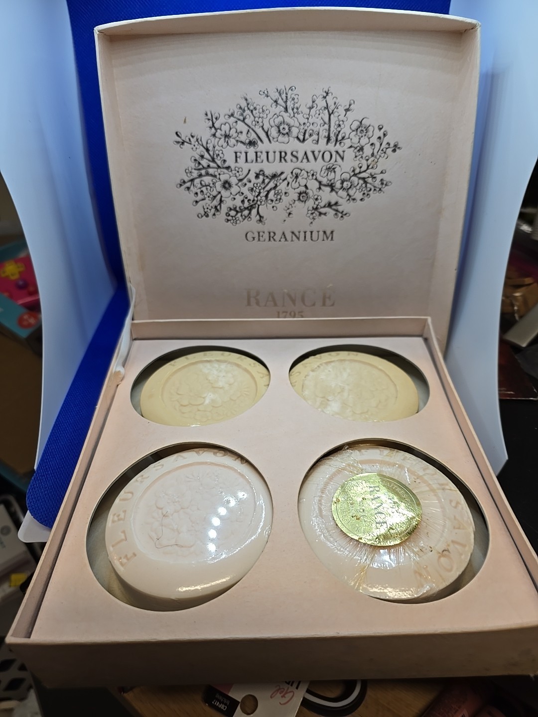 Rance 1795 Fleursavon Geranium Luxury 4 Pc French Perfumed Soaps Box Damaged New