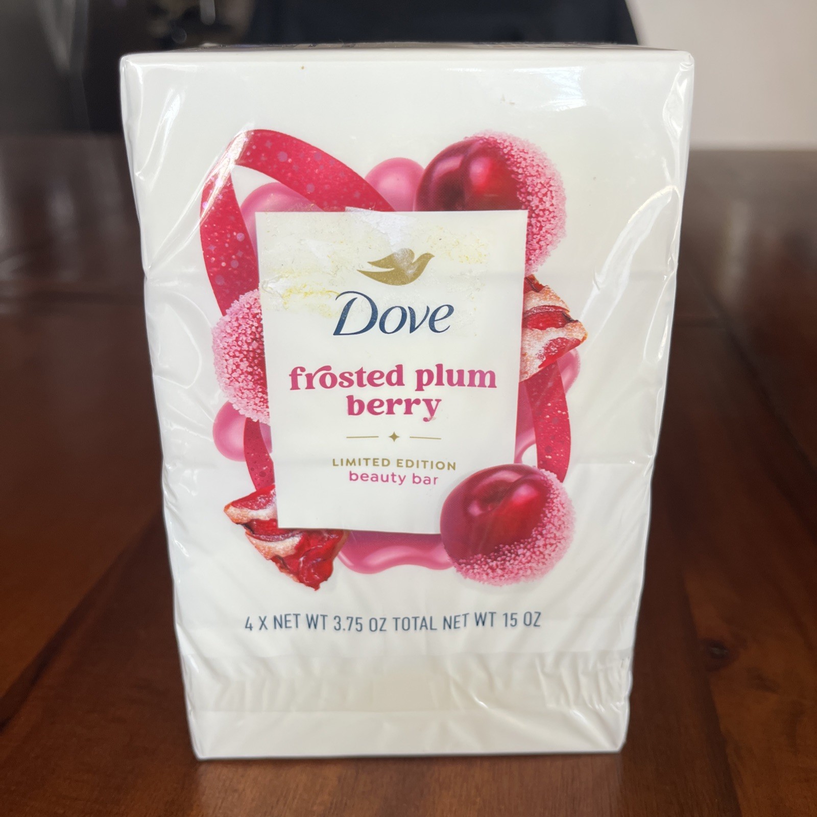 Dove Frosted Plum Berry Limited Edition Holiday Treats Bar Soap 3.75 oz/15 oz