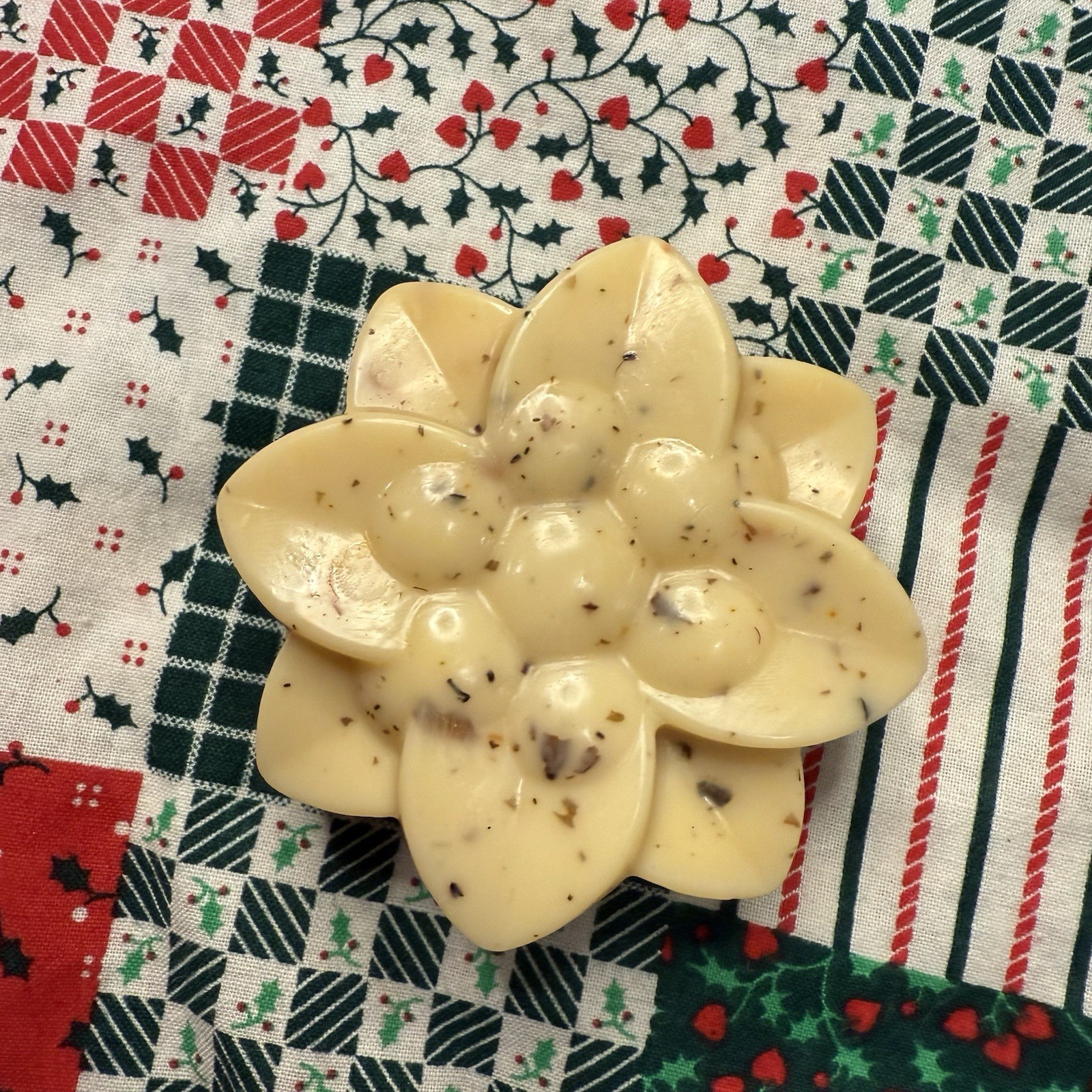 Handmade Goat Milk Soap Flower Lemongrass & Chrysanthemum Vegan Organic Natural