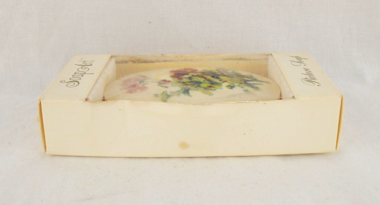 Lasting Impressions Soap Art 3.0 oz Picture Soap Bath Bar Floral Plant Design
