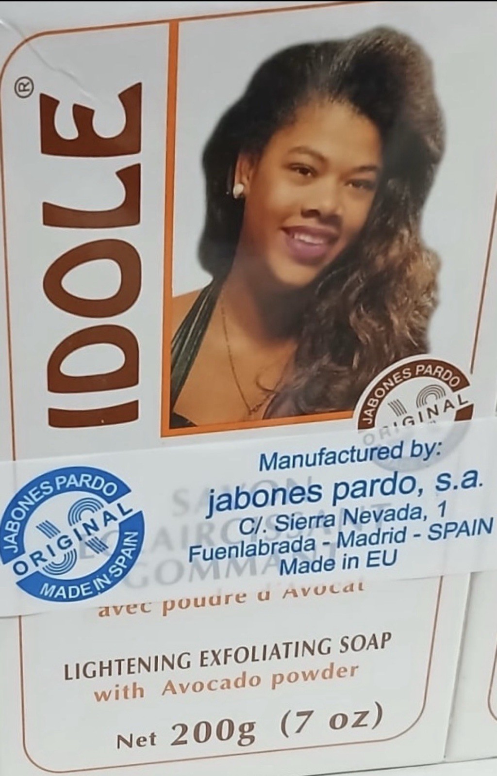 Idole Exfoliating Lightening Soap with Avocado Powder 200g for Body