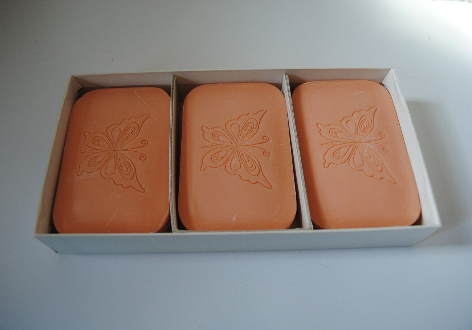 Vintage Merville Bar Soap Original 3.35 OZ — 3 Bars