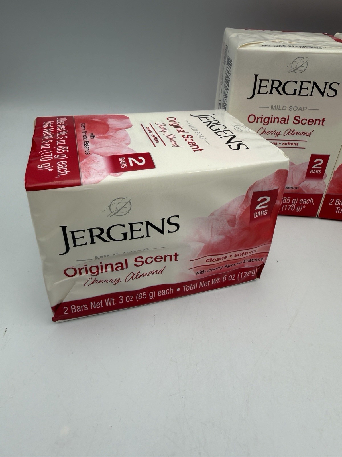 Jergens Cherry Almond Mild Soap Original Scent – 8 Bars (4x 2 Pack) – 3 Oz Each