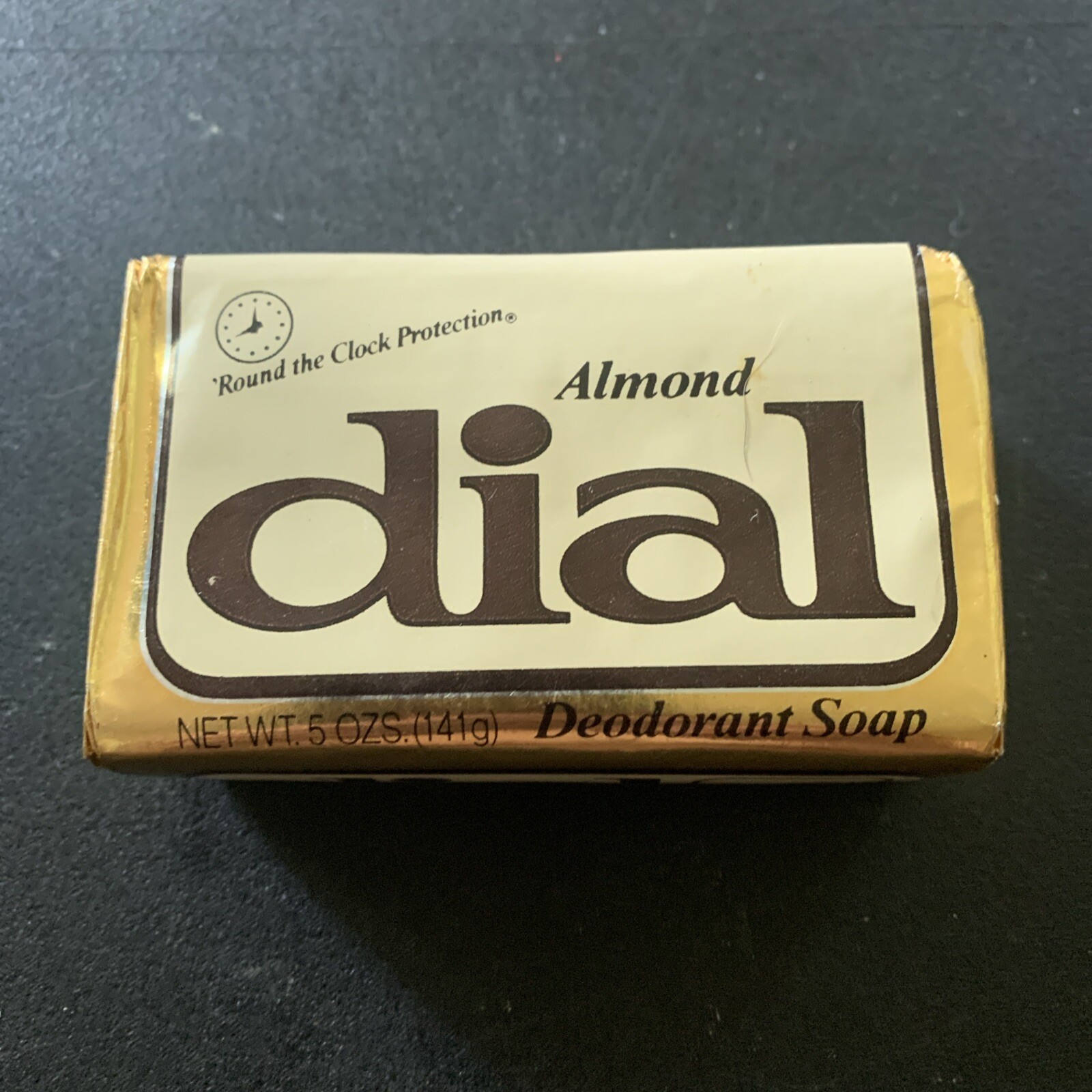 Vintage Dial Almond 5 Oz. Deodorant Soap 80’s New NOS Bathroom Soap Bar