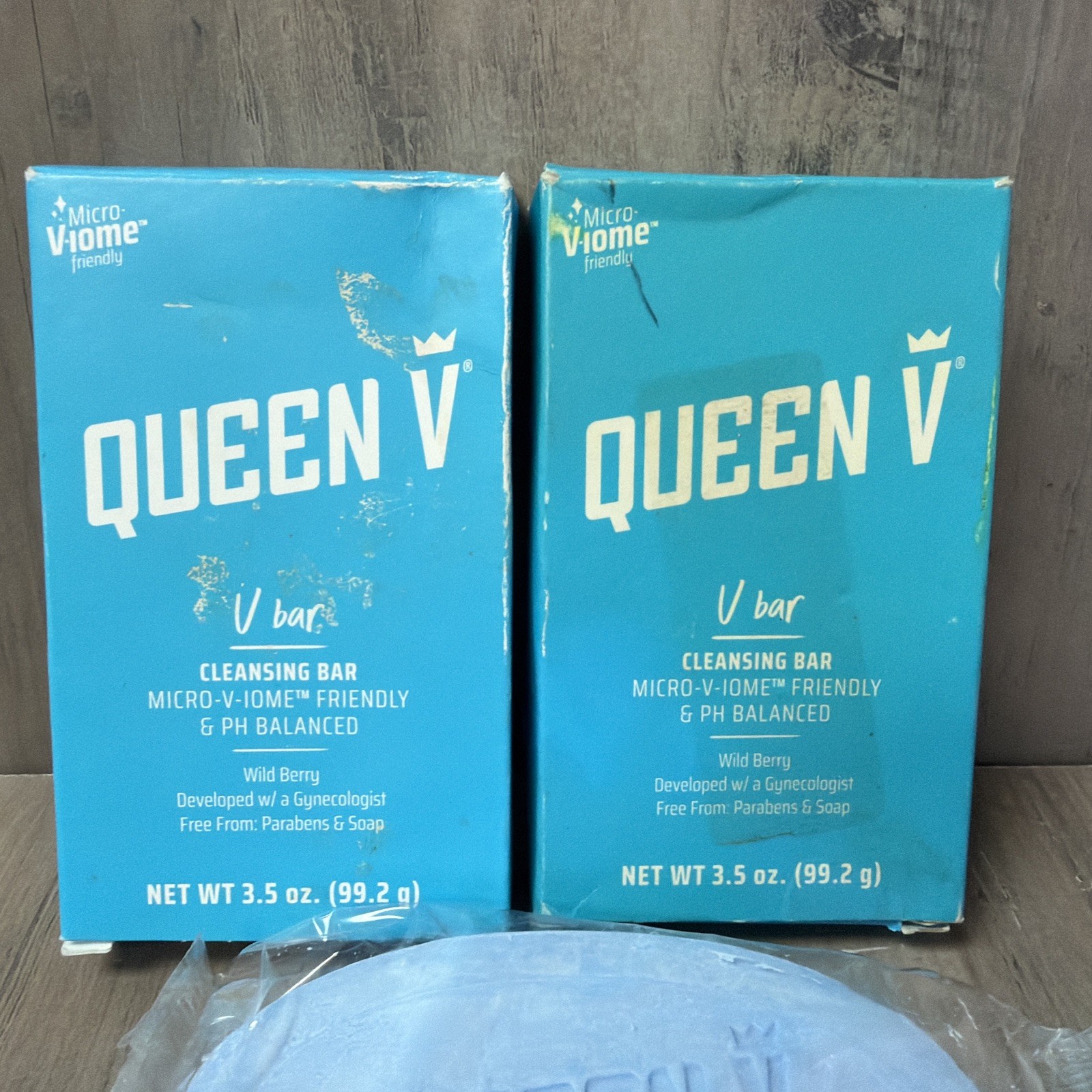 Queen V, Cleansing Bar V Bar WILD BERRY pH Balanced Soap 3.5oz Sealed Pack of 2