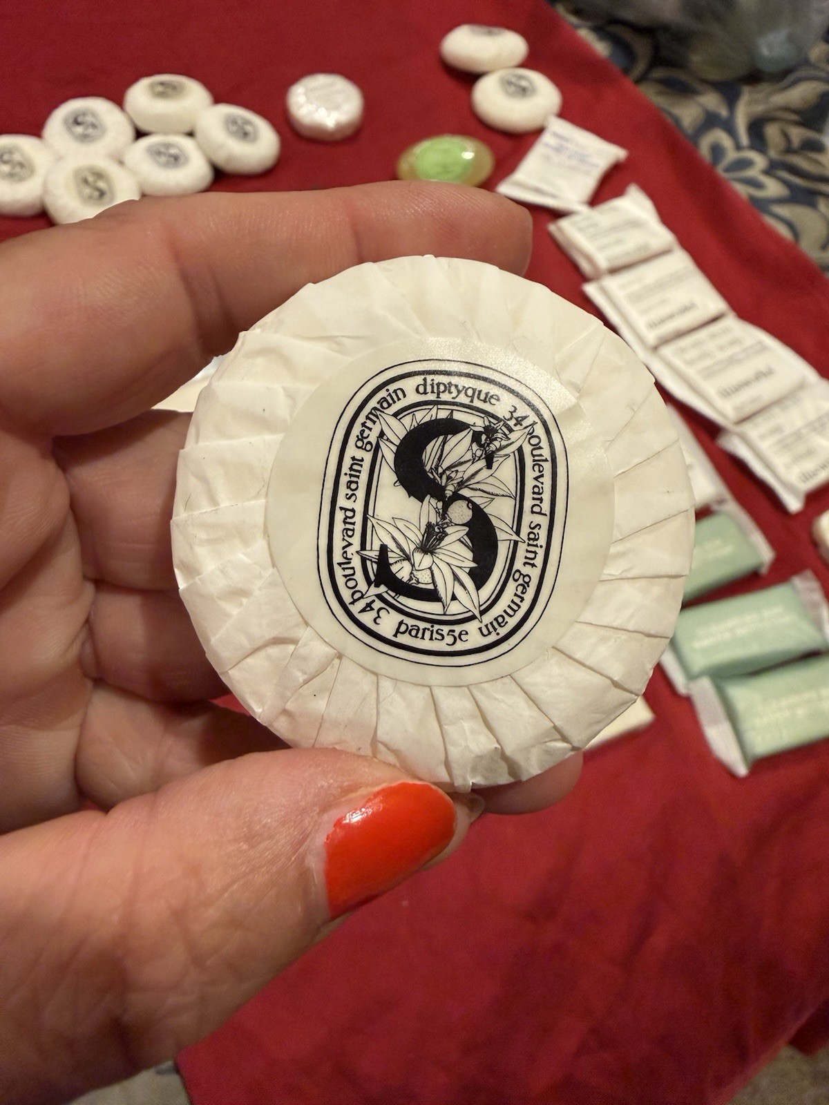 Travel size Soap & Shower Gel lot – Qty 118