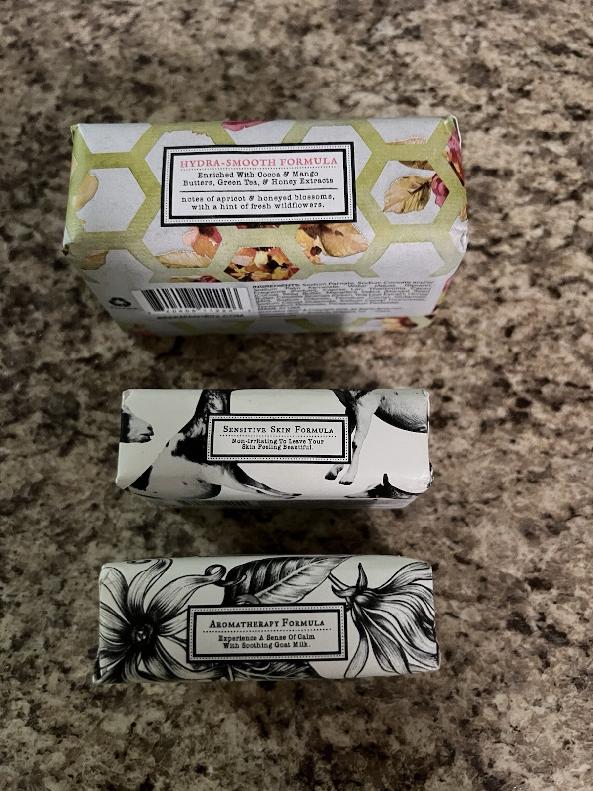 Beekman Goat Milk Soap Bundle 9oz & Honey & Tea Plus 2 3.5oz Vanilla Absolute
