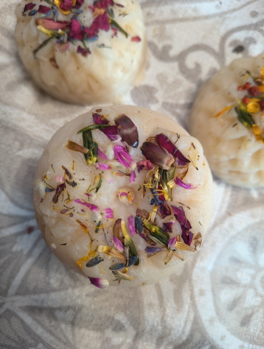 African Violet Shea Butter Flower Shaped Soap,Includes 4 Bars, Approx. 1.5 Oz
