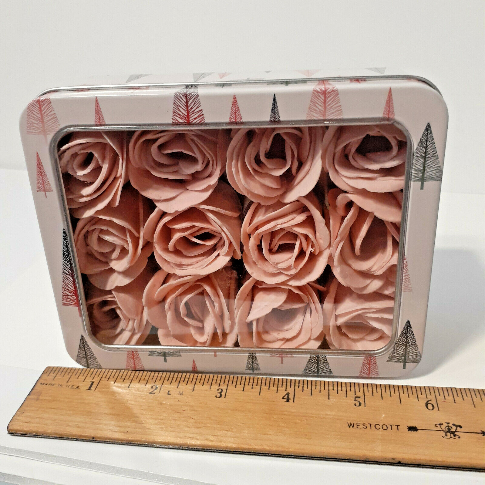 Nicole Miller Rose Scented Soap Petals in metal box
