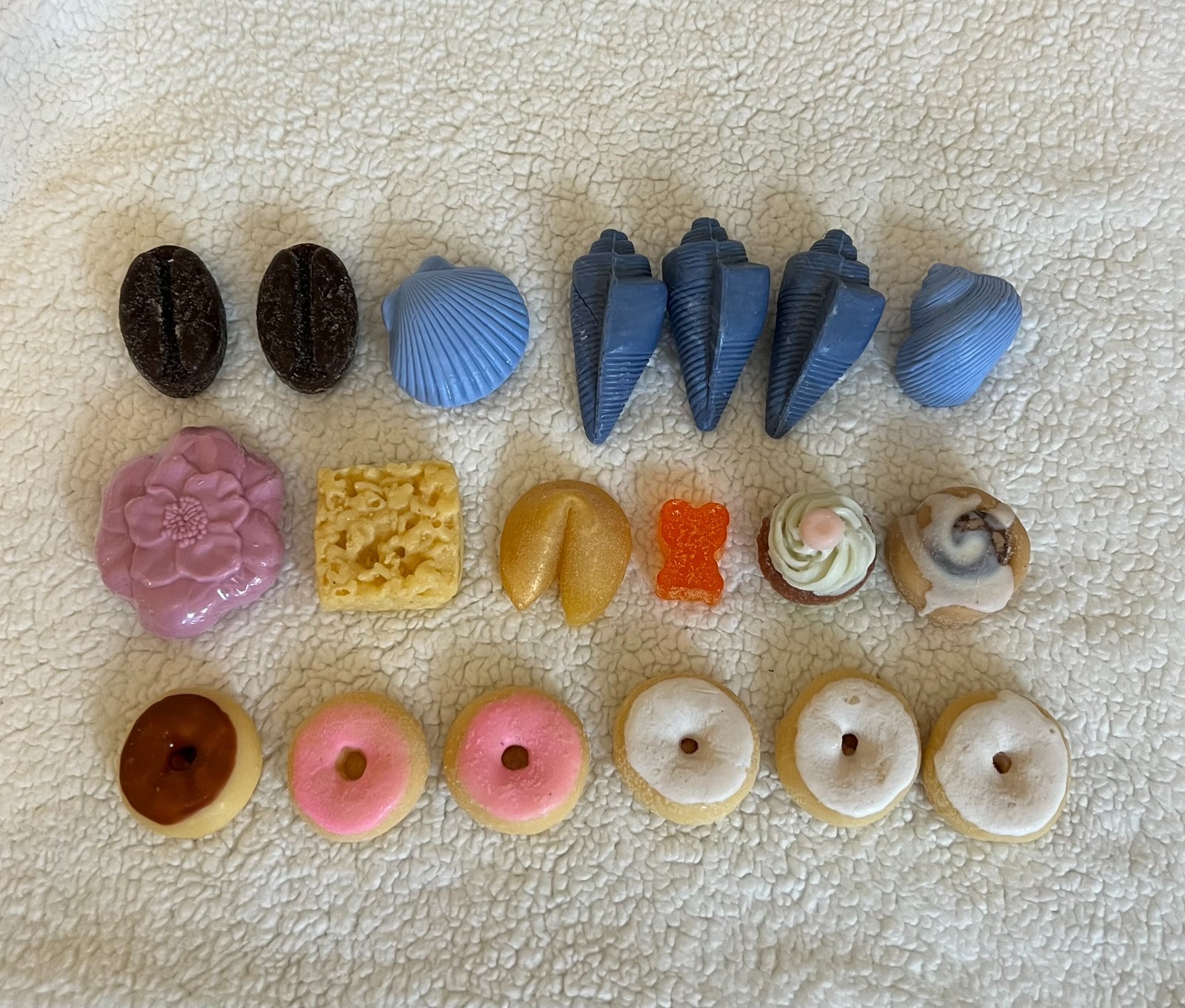 Vintage Novelty Soap Lot Mini Food Donut Cupcake Seashell Decorative NEW