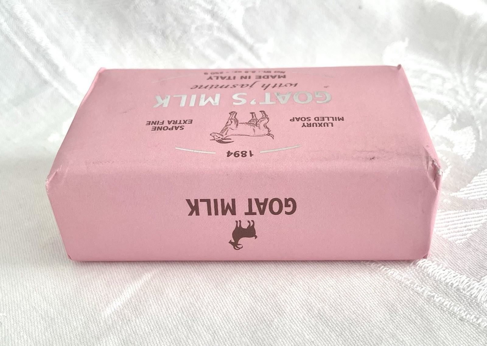 NEW Goat’s Milk Soap w/ Jasmine Luxury Milled Soap/Sapone Ex Fine – Italy, 8.8oz