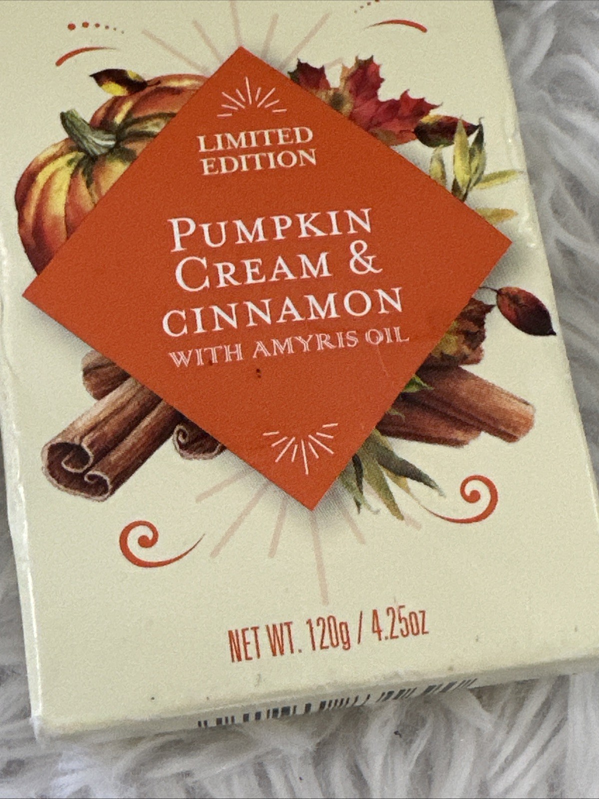 Yardley Bar Soap Pumpkin Cream and Cinnamon with Amyris Oil New 4.25 Full Size
