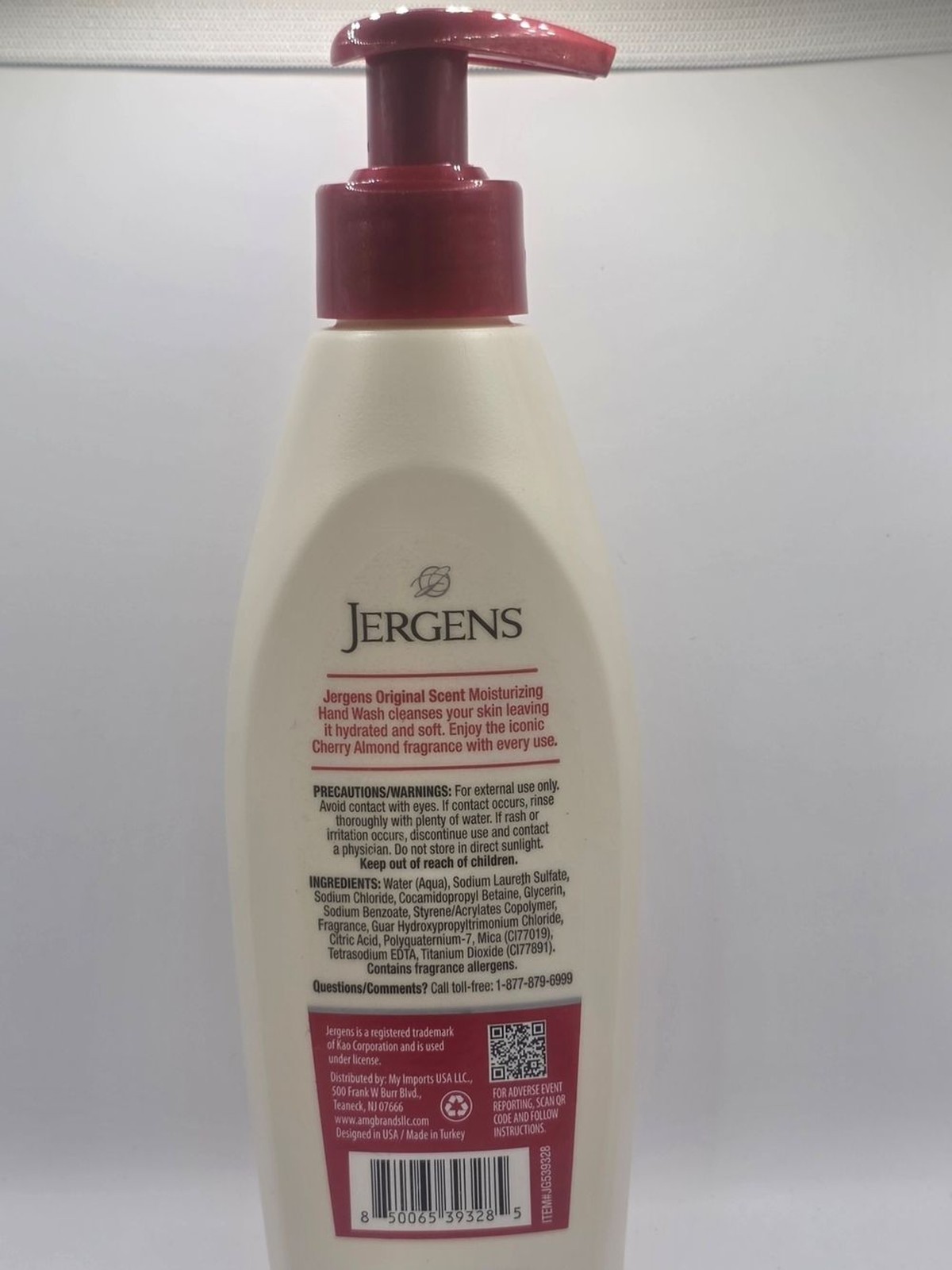 Jergens Moisturizing Hand Wash & 2 Bar Soap Original Scent Cherry Almond