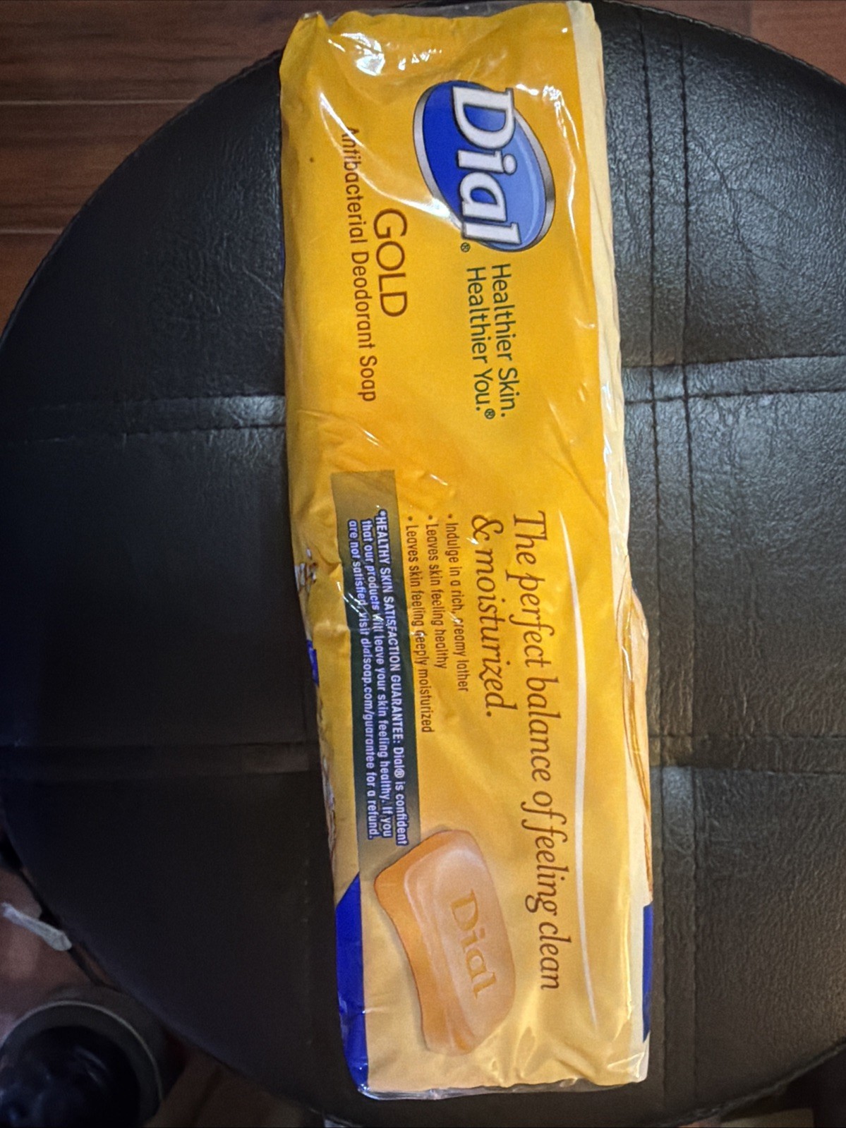 Dial Antibacterial Advanced Clean Bar Soap Gold 4 Ounce – 3 pkgs 24 Total Bars